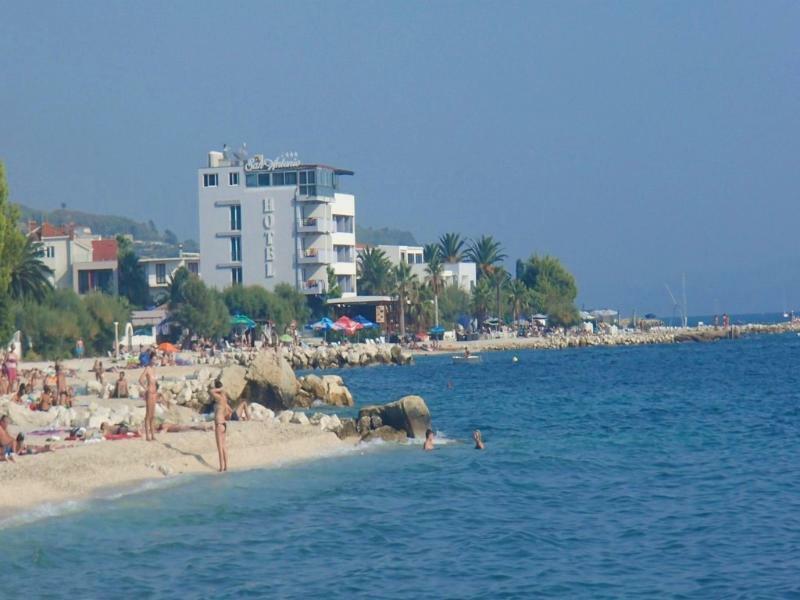 Mladenka Hotel Podstrana Ngoại thất bức ảnh